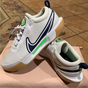 NIKE Men’s (OR Big Boy) NIKECOURT ZOOM PRO TENNIS SHOES Size 6 NWOT